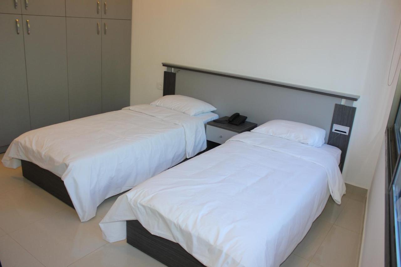 Le Caravelle Beirut Hotel Mansourieh Exterior photo